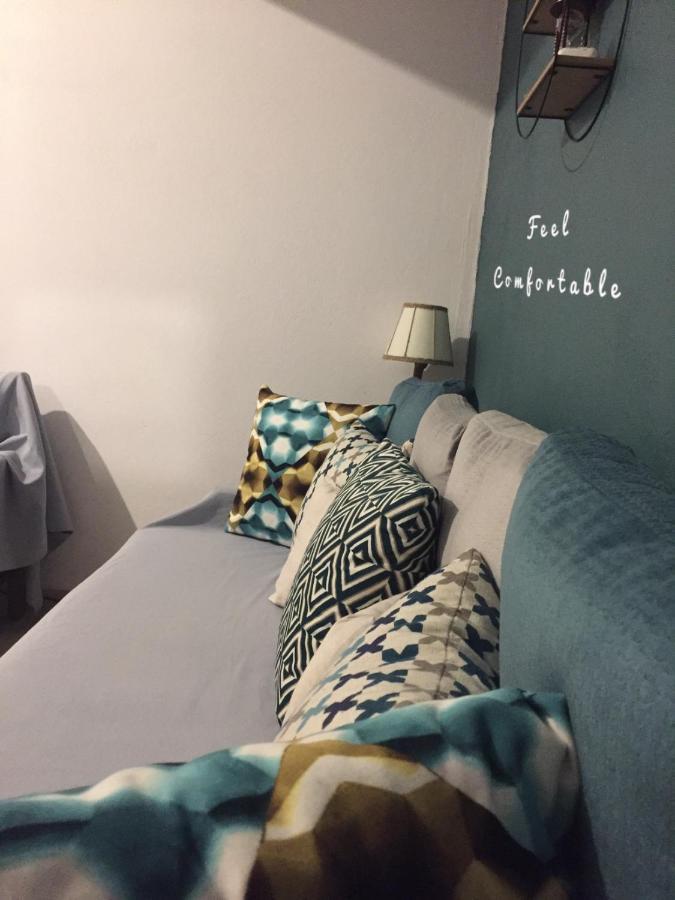 Small Cosy House Lavrion Apartment Bagian luar foto